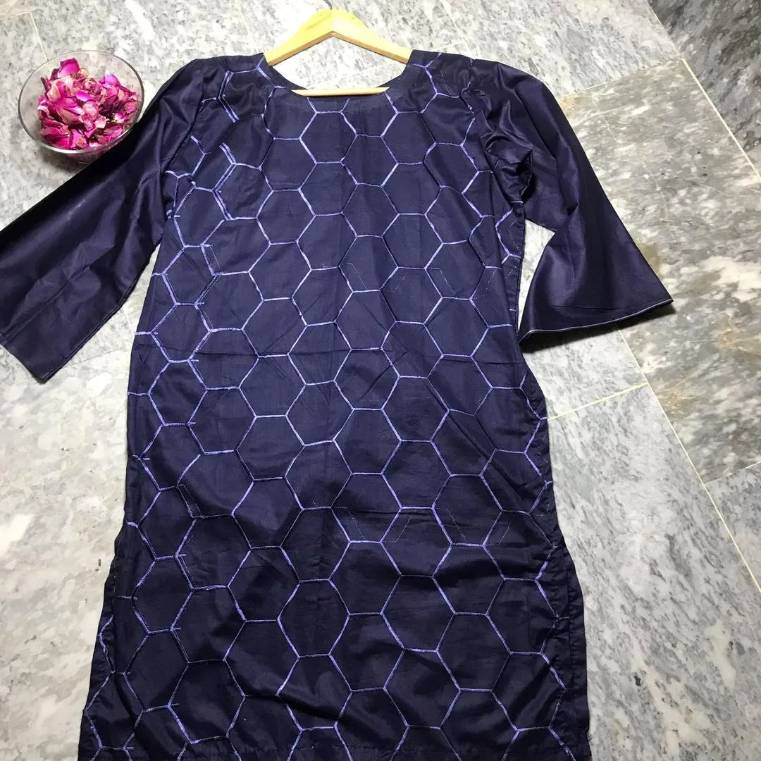 1 Pc Women's Stitched Lawn Embroidered Shirt - Image 2