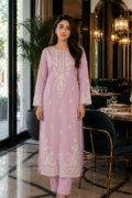 Pakistani Women's Pink Embroidered Kurta Set with