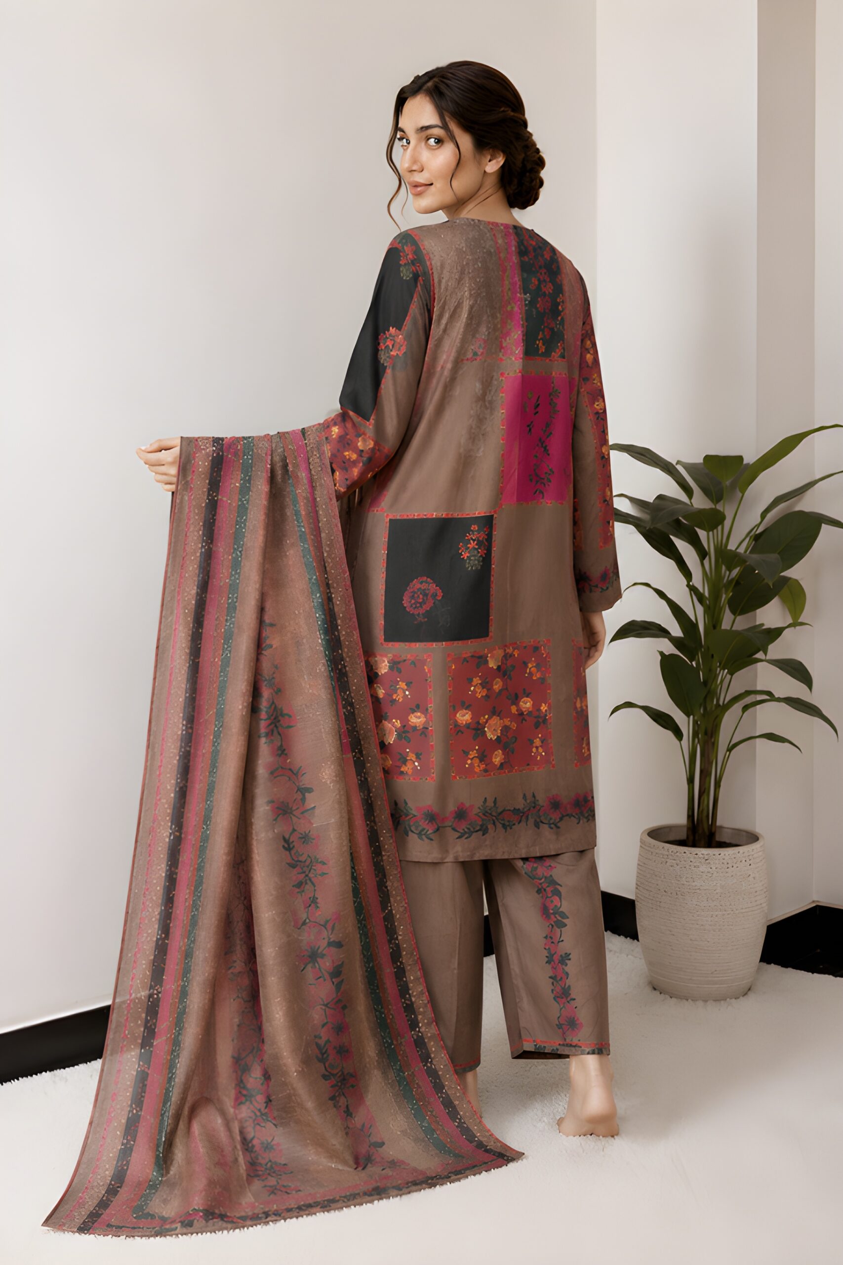 Doria Lawn 3Pc Suit Brown Pink 21" Set - Image 2