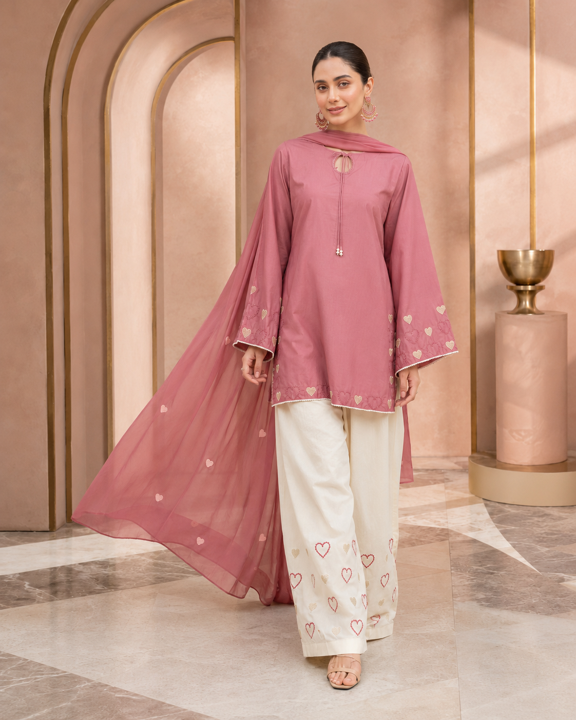 3 Pcs Women's Stitched Cotton Lawn Embroidered Suit