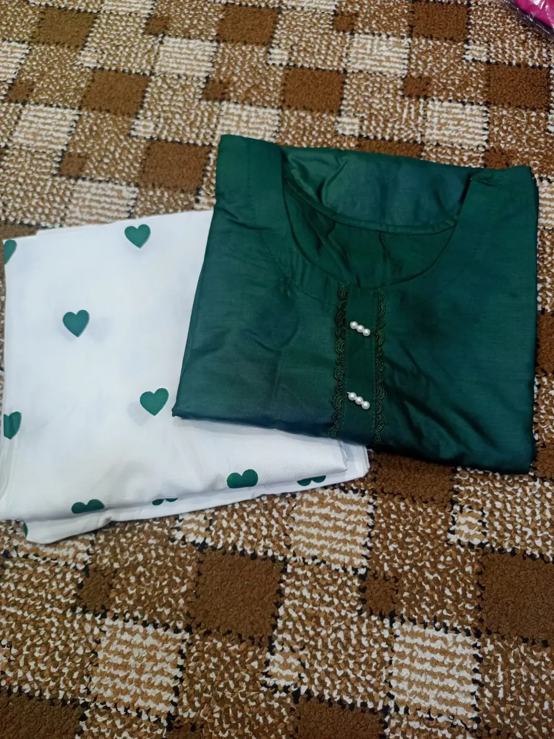 14 August Green Linen 2 Piece Suit for Women | Independence Day Dress Pakistan | Zarvia - Image 3