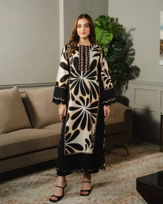 2 Piece Printed Lawn Suit for Women – Black Lawn Set | Zarviaa